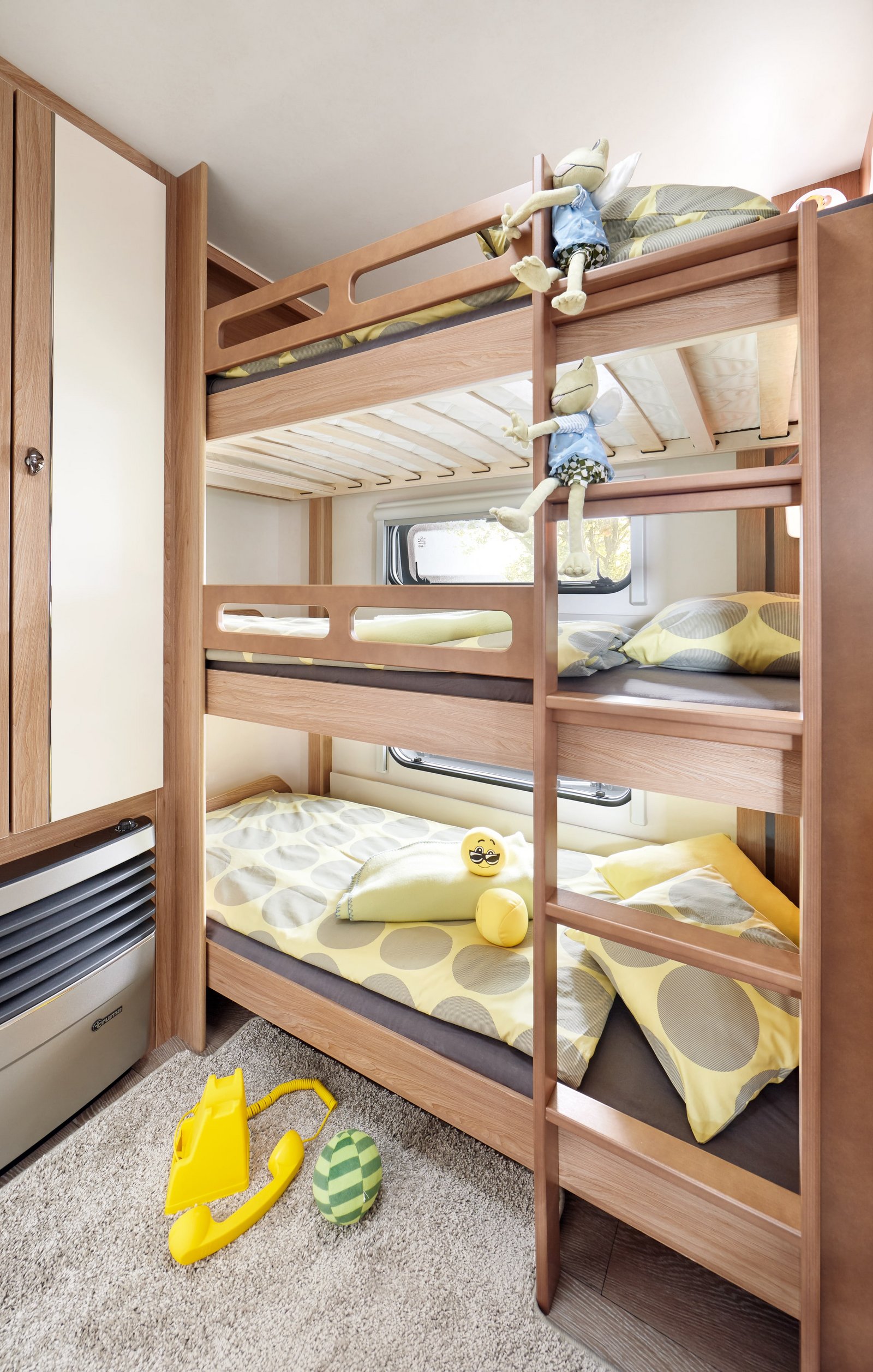 Hobby DE LUXE 545 KMF interior image