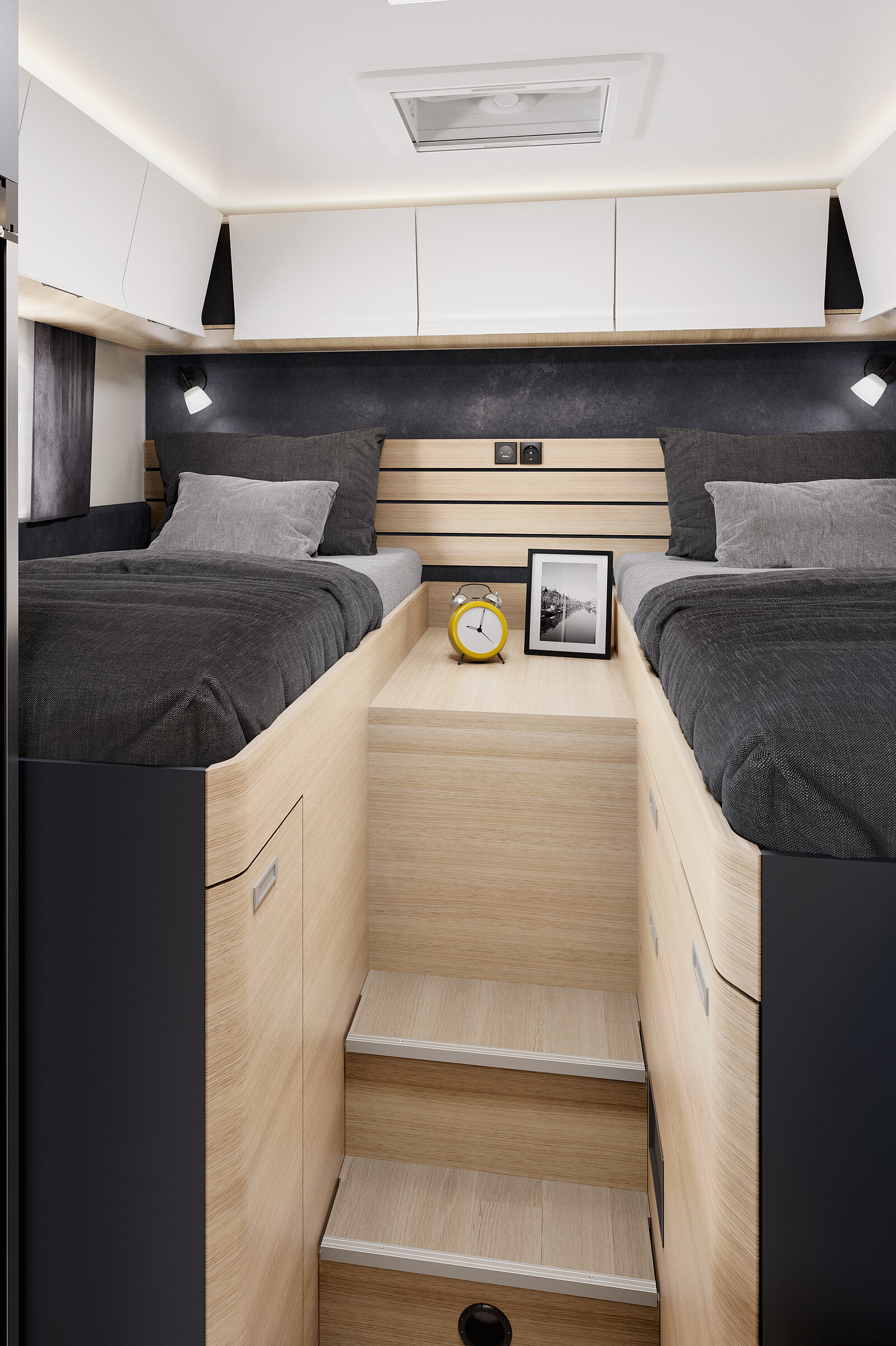 Hobby MAXIA T 710 GE interior image