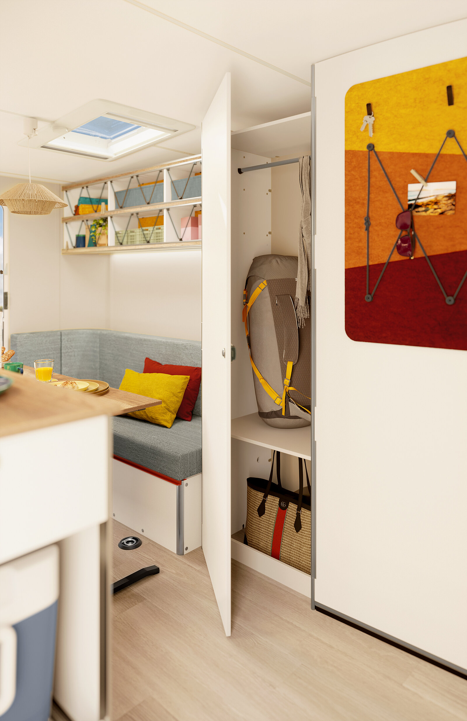 Hobby BEACHY 420 PLUS interior image