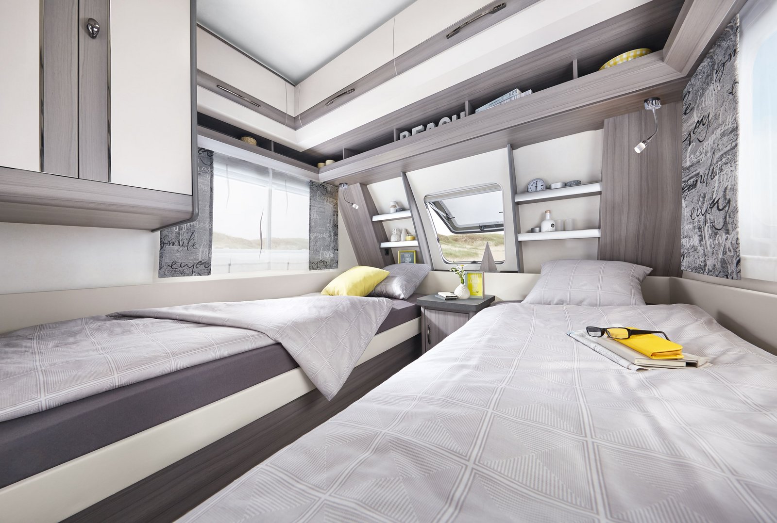 Hobby ONTOUR 460 DL interior image