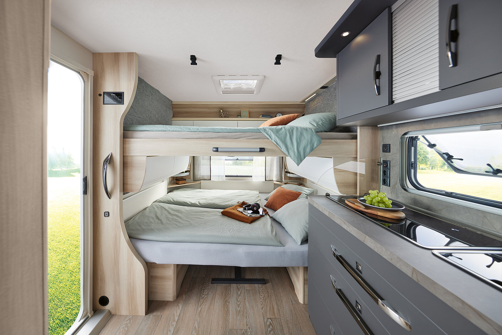 Hobby DE LUXE 515 UHL interior image
