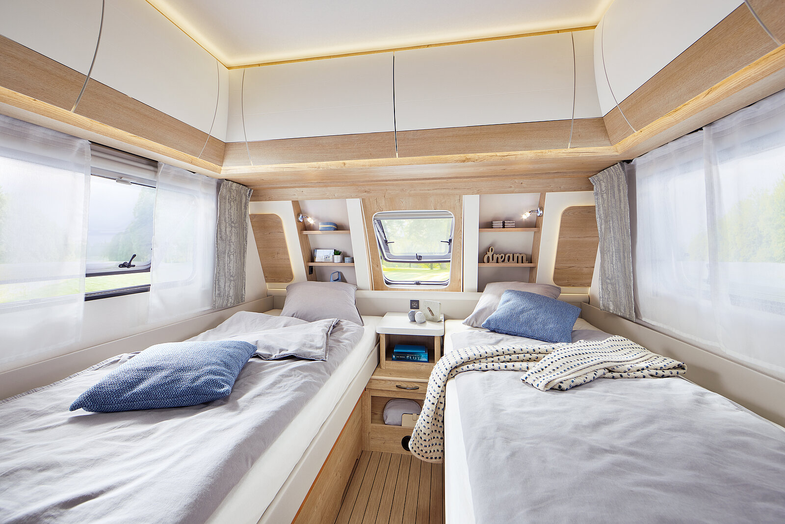 Hobby EXCELLENT EDITION 540 UL interior image