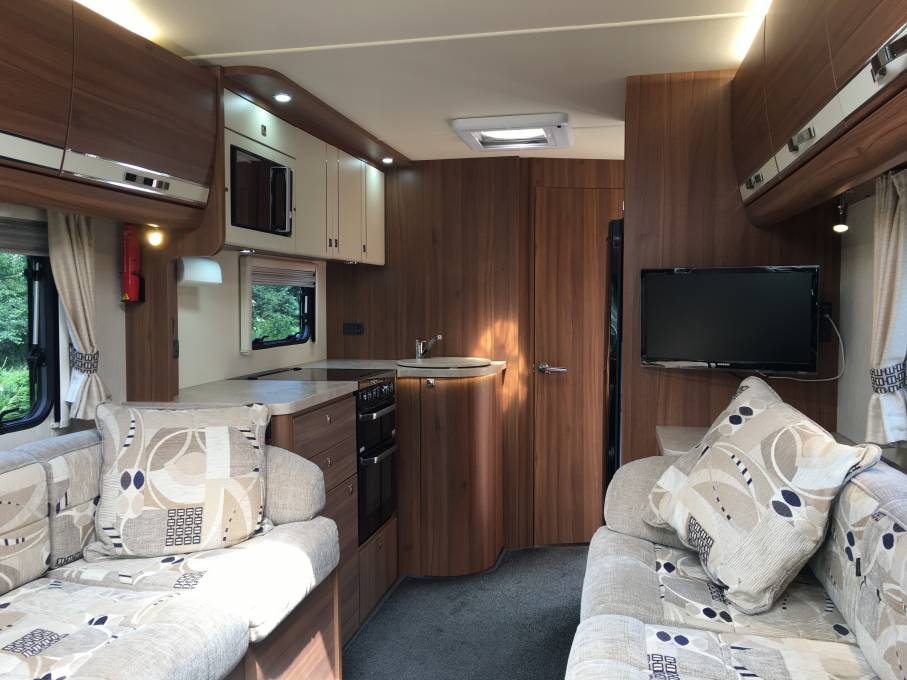 ELDDIS MAJESTIC 275