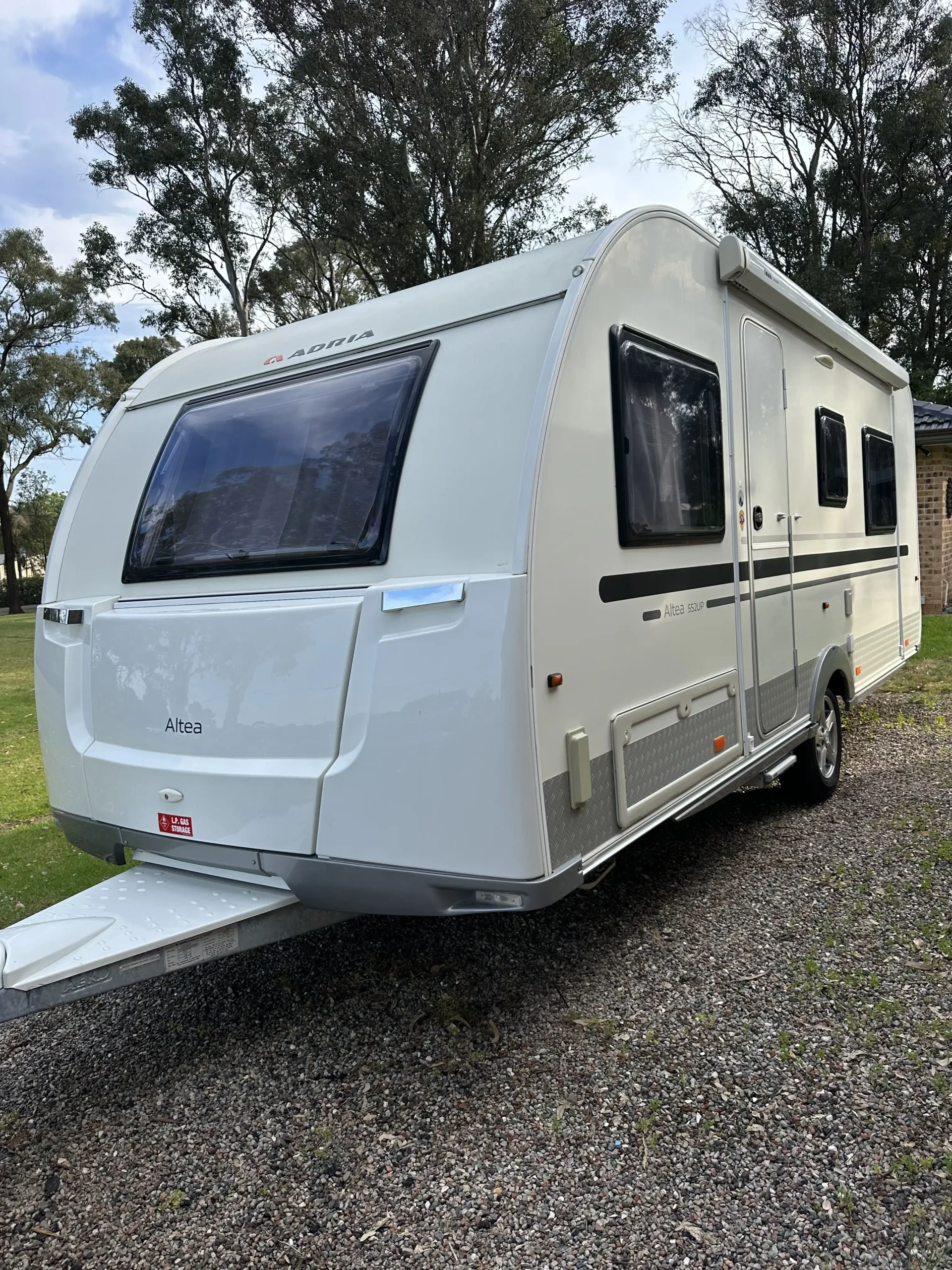 ADRIA CORAL 60Y DL