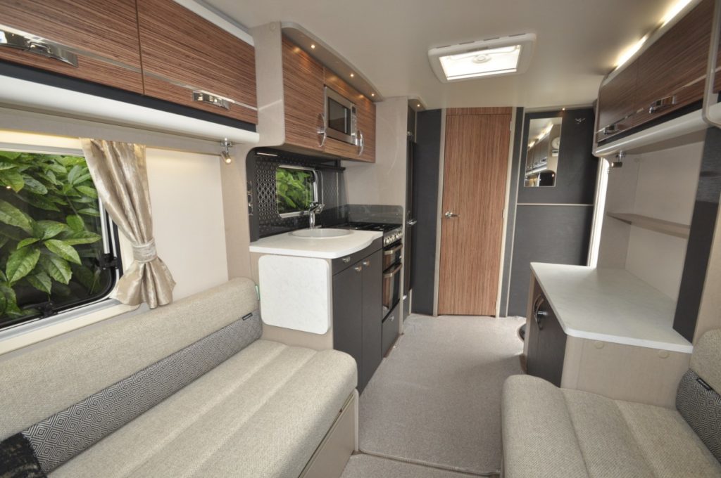 SWIFT ECCLES 530