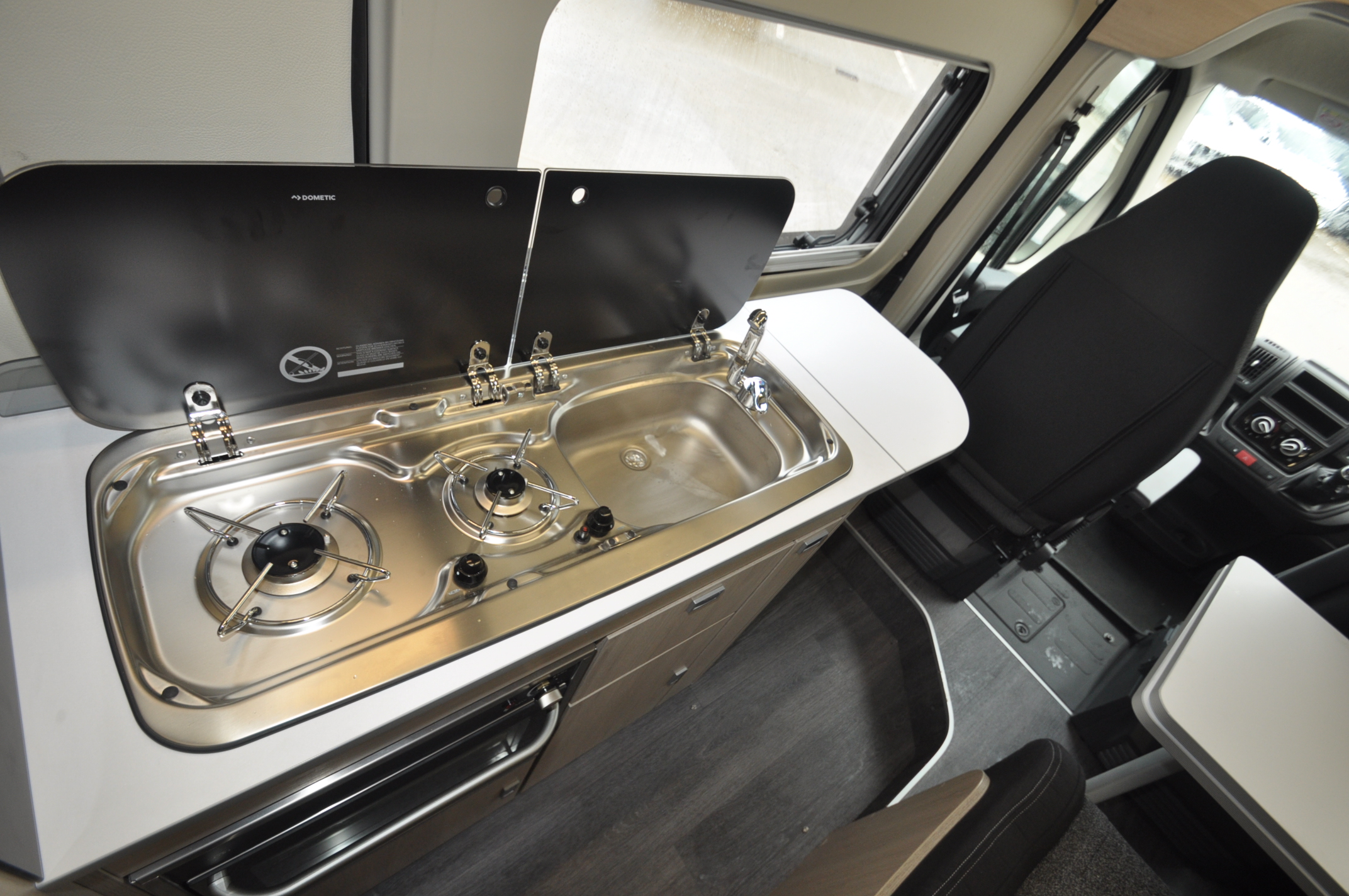 2025 Auto-Trail Expedition 67