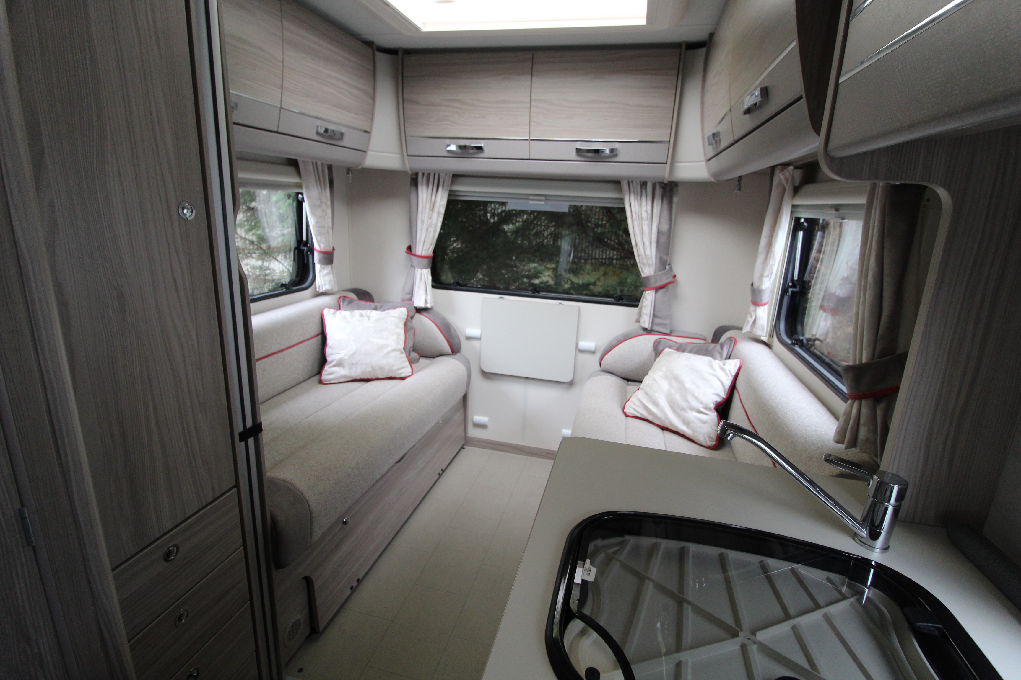 ELDDIS MAJESTIC 196
