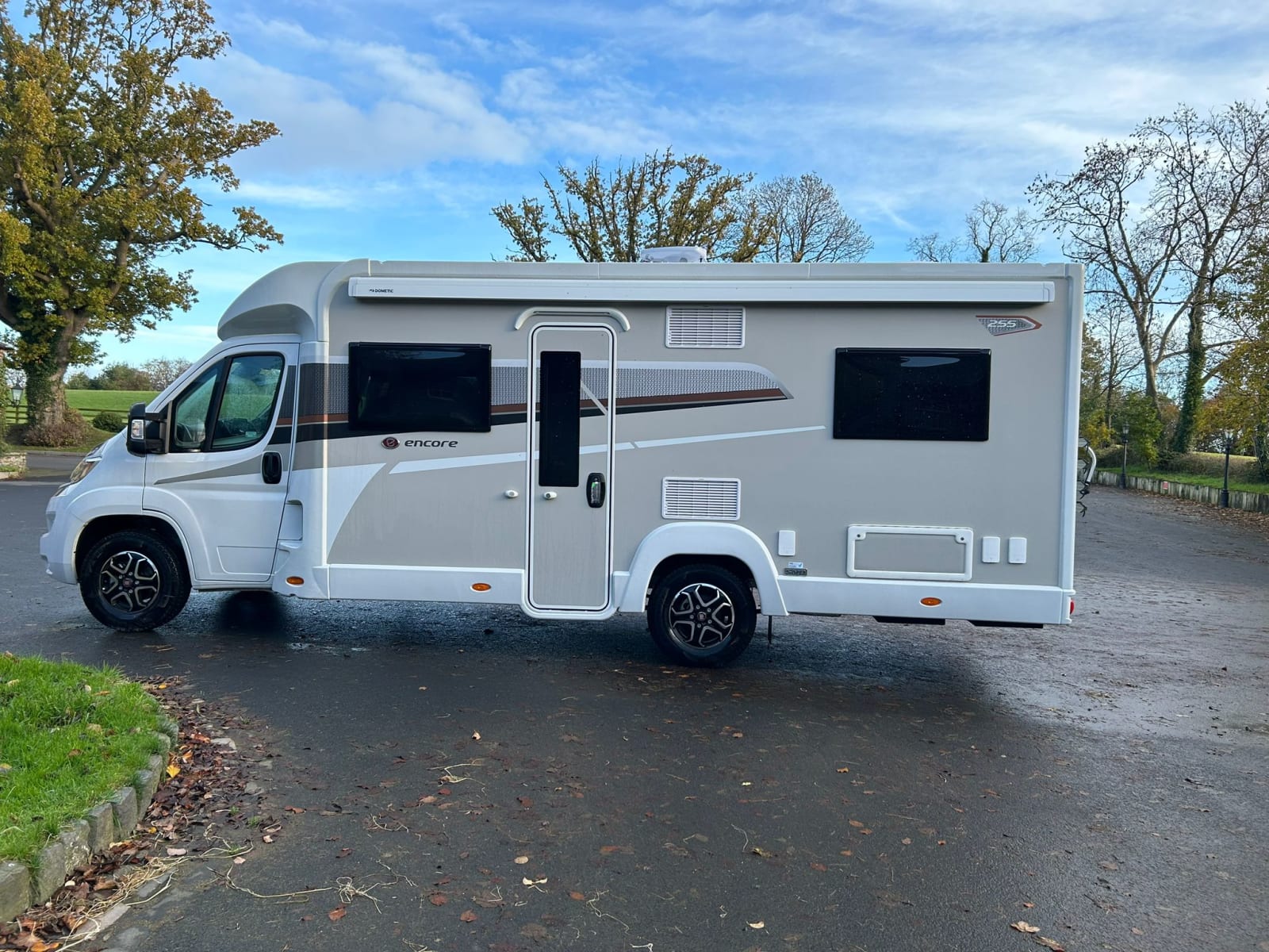 Elddis Encore