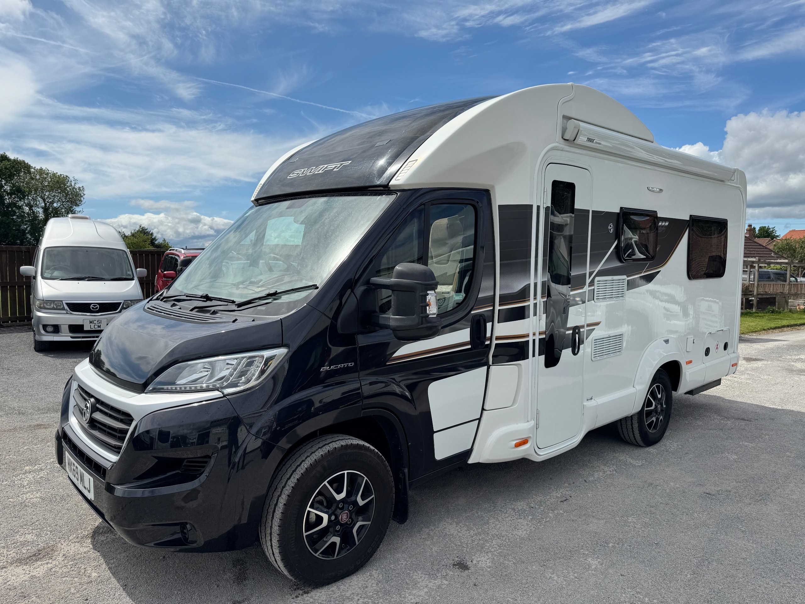 2019 Bessacarr 562