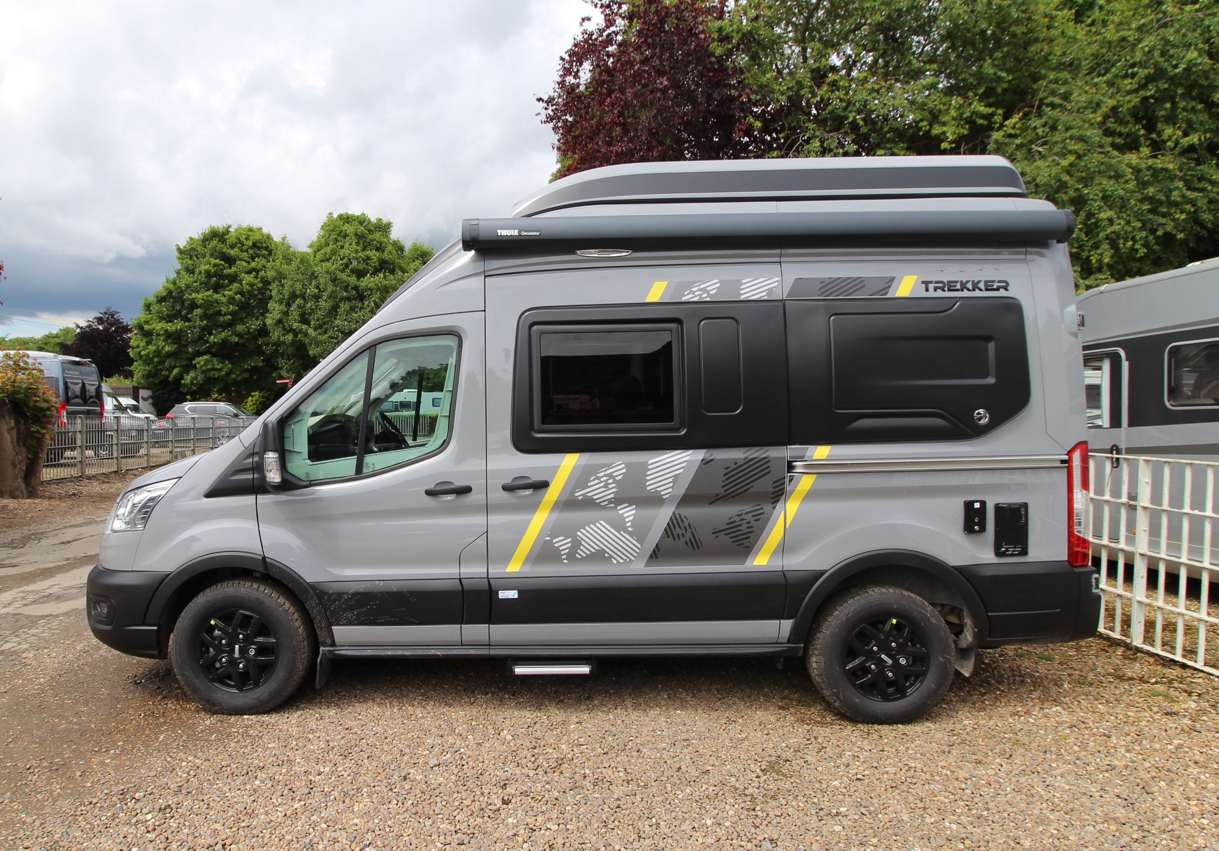 Swift Trekker