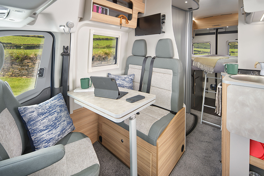 Bailey Endeavour B65