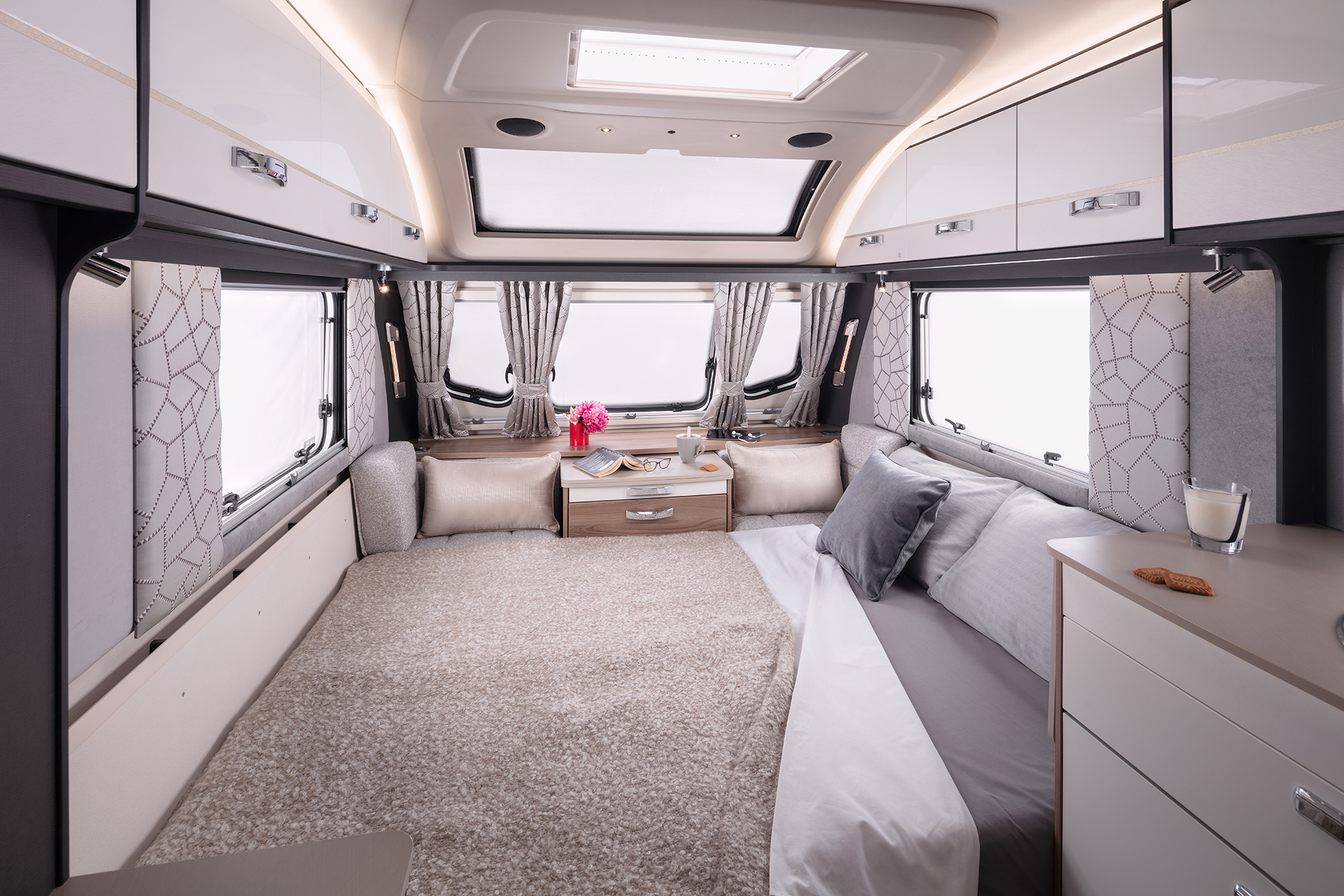 Swift Conqueror 580