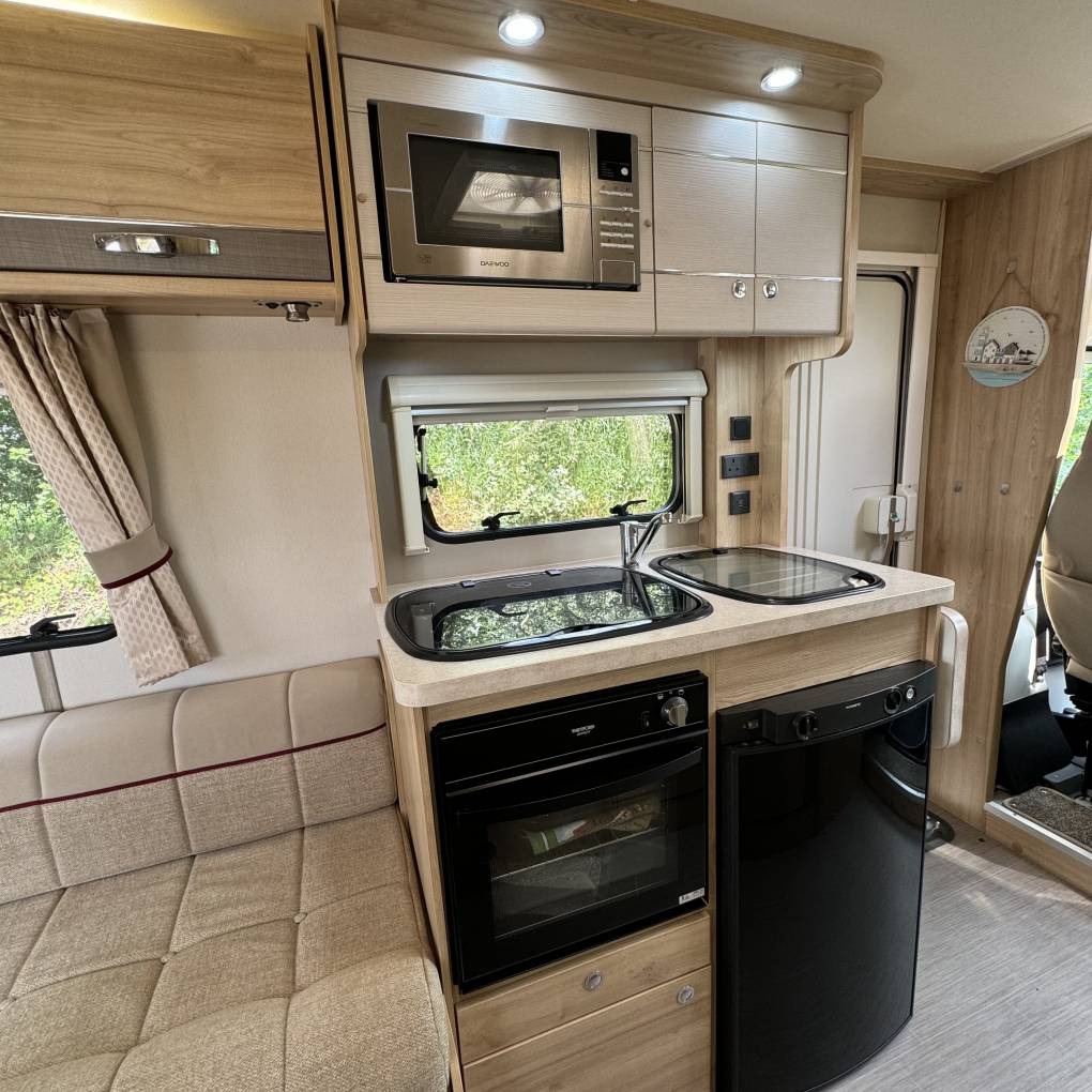 ELDDIS MAJESTIC 120