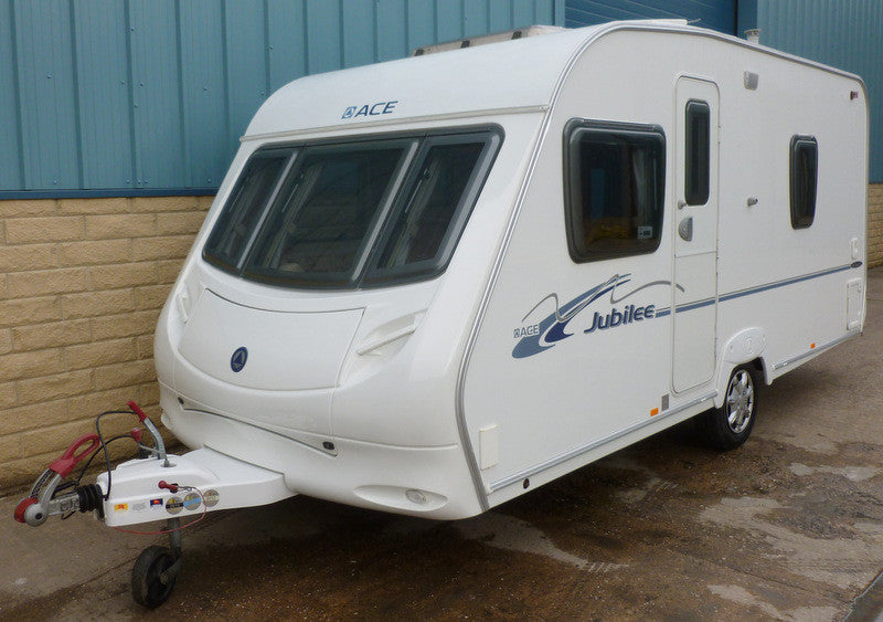 2009 Ace Jubilee Envoy 4-Berth Caravan with Fixed French Bed