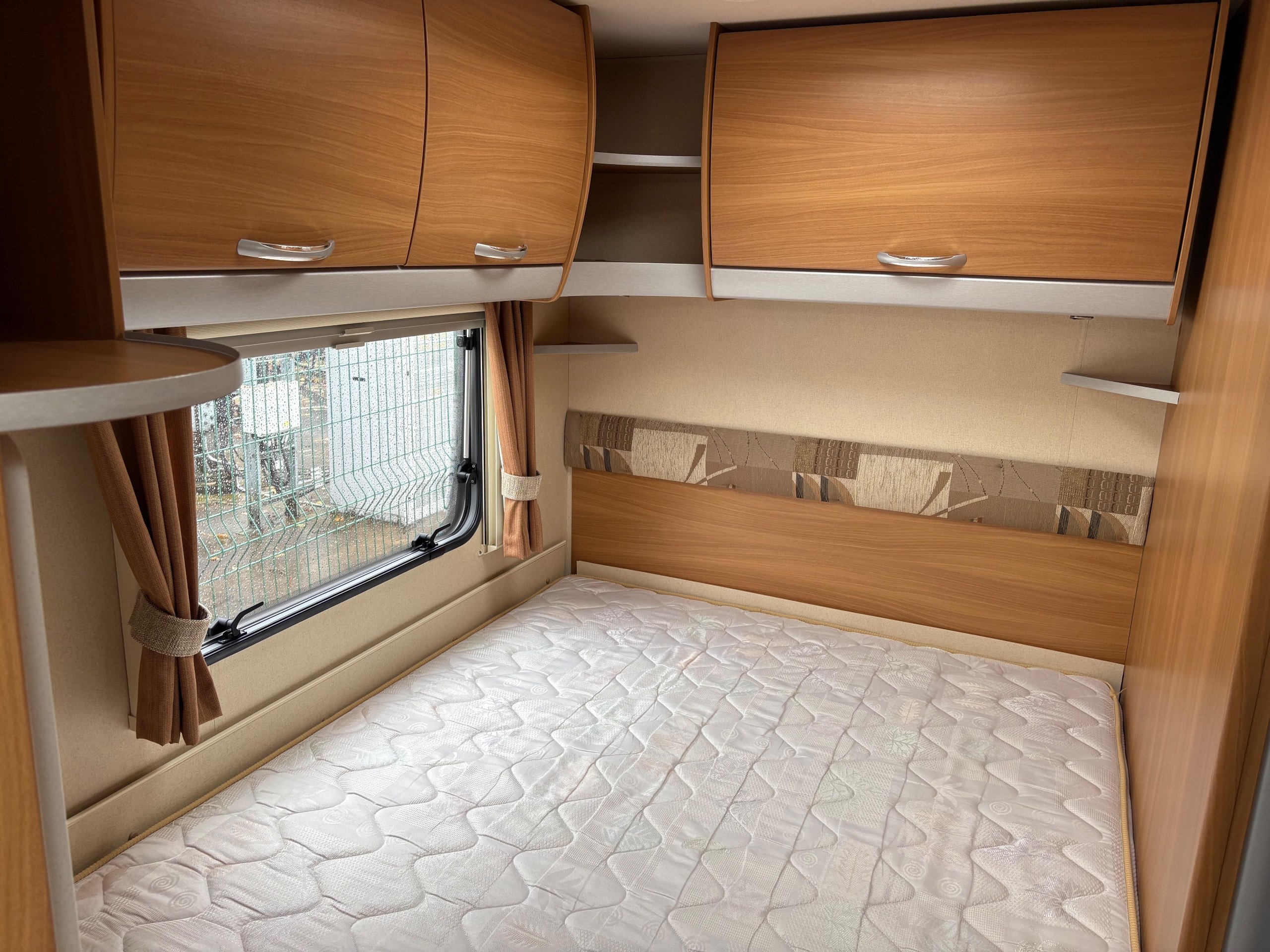 Ace Jubilee Envoy 2009 4-Berth Caravan with Fixed Bed and End-Washroom