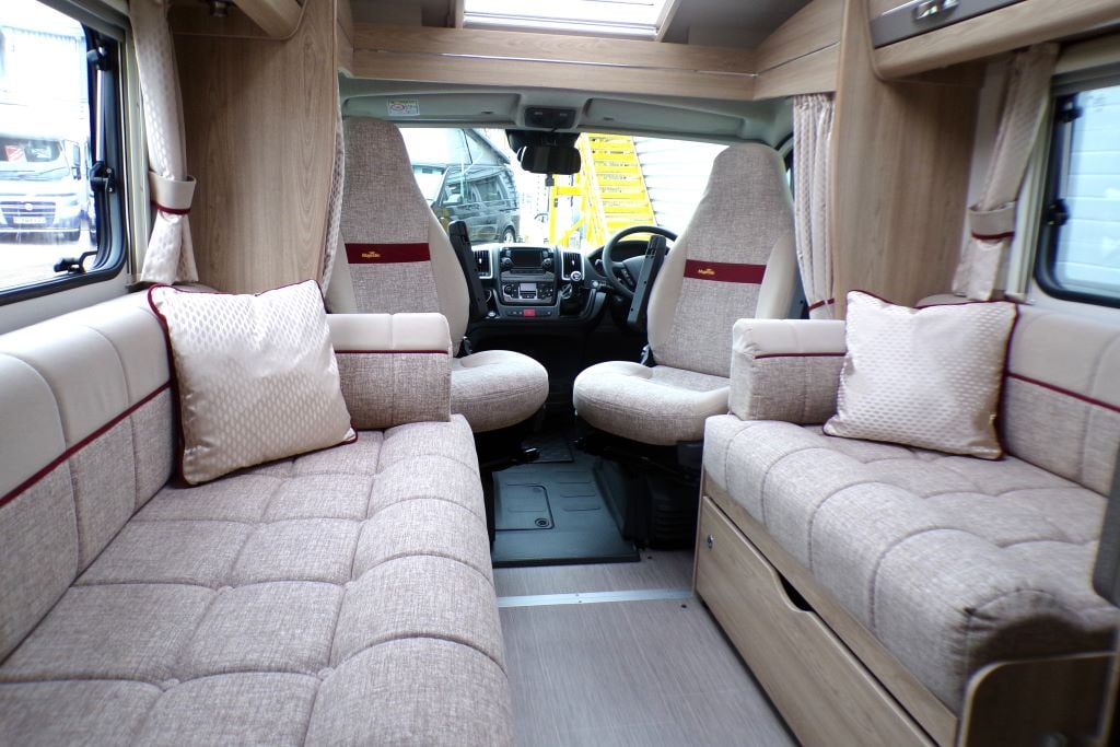 ELDDIS MAJESTIC 185