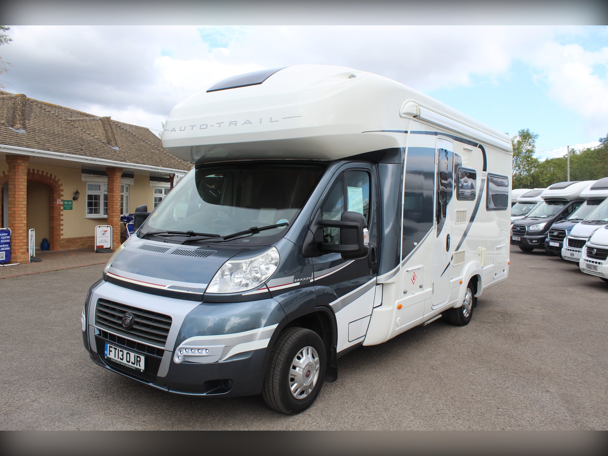 Auto-Trail Apache 700