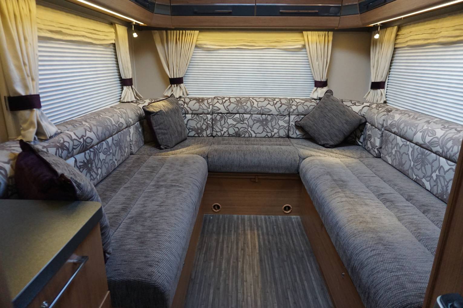 Auto-Trail Arapaho 6 berth. NEW MOT