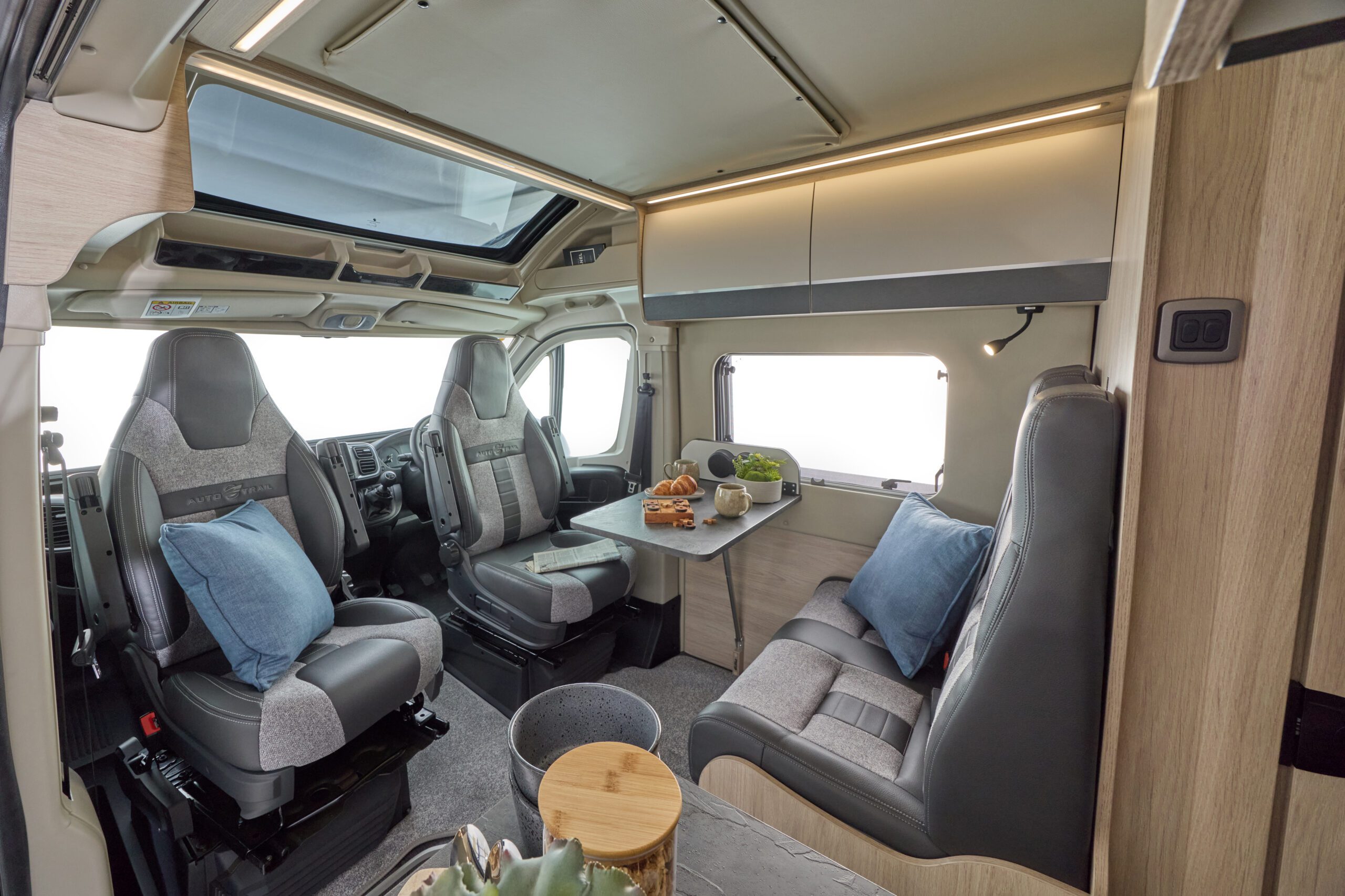 AUTOTRAIL ADVENTURE 65