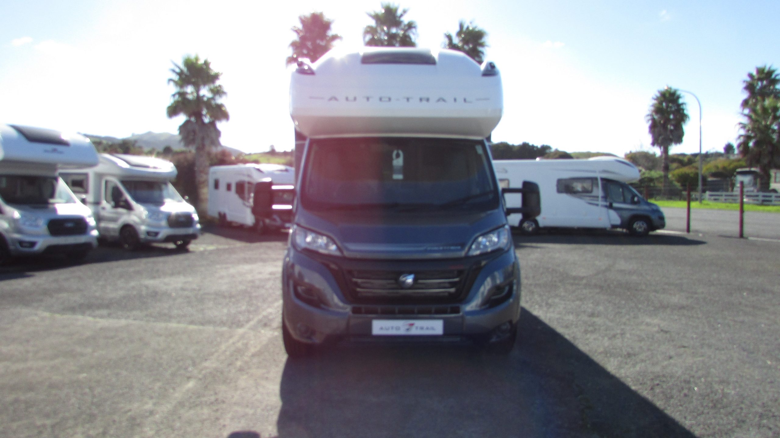 Auto-Trail Frontier Comanche