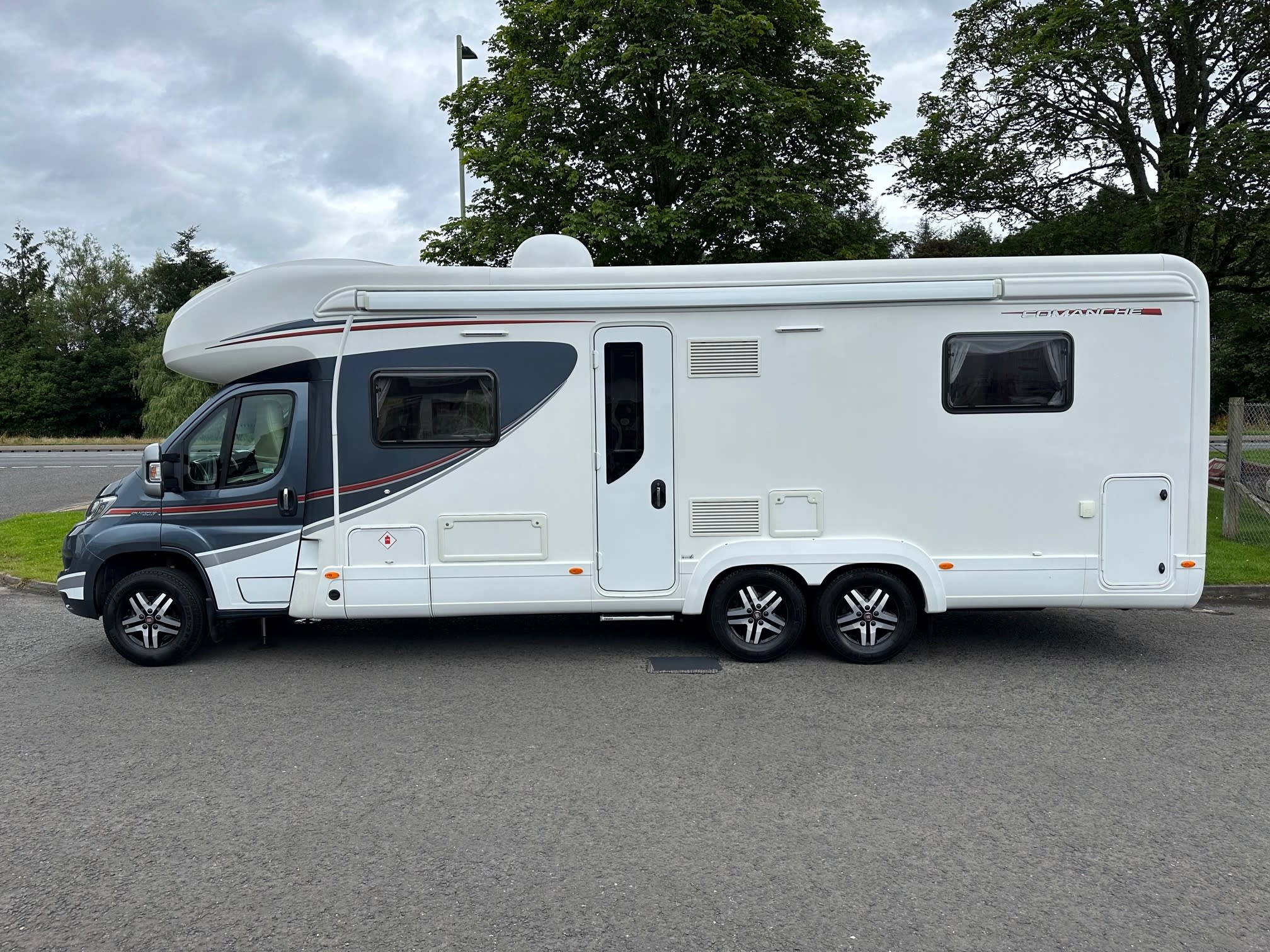 2019 Auto-Trail Comanche HB Automatic 2 Berth with Rear Island Bed
