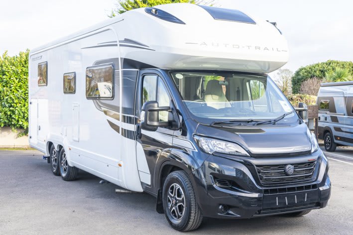 2026 Auto-Trail Comanche Hi Line 180BHP Auto