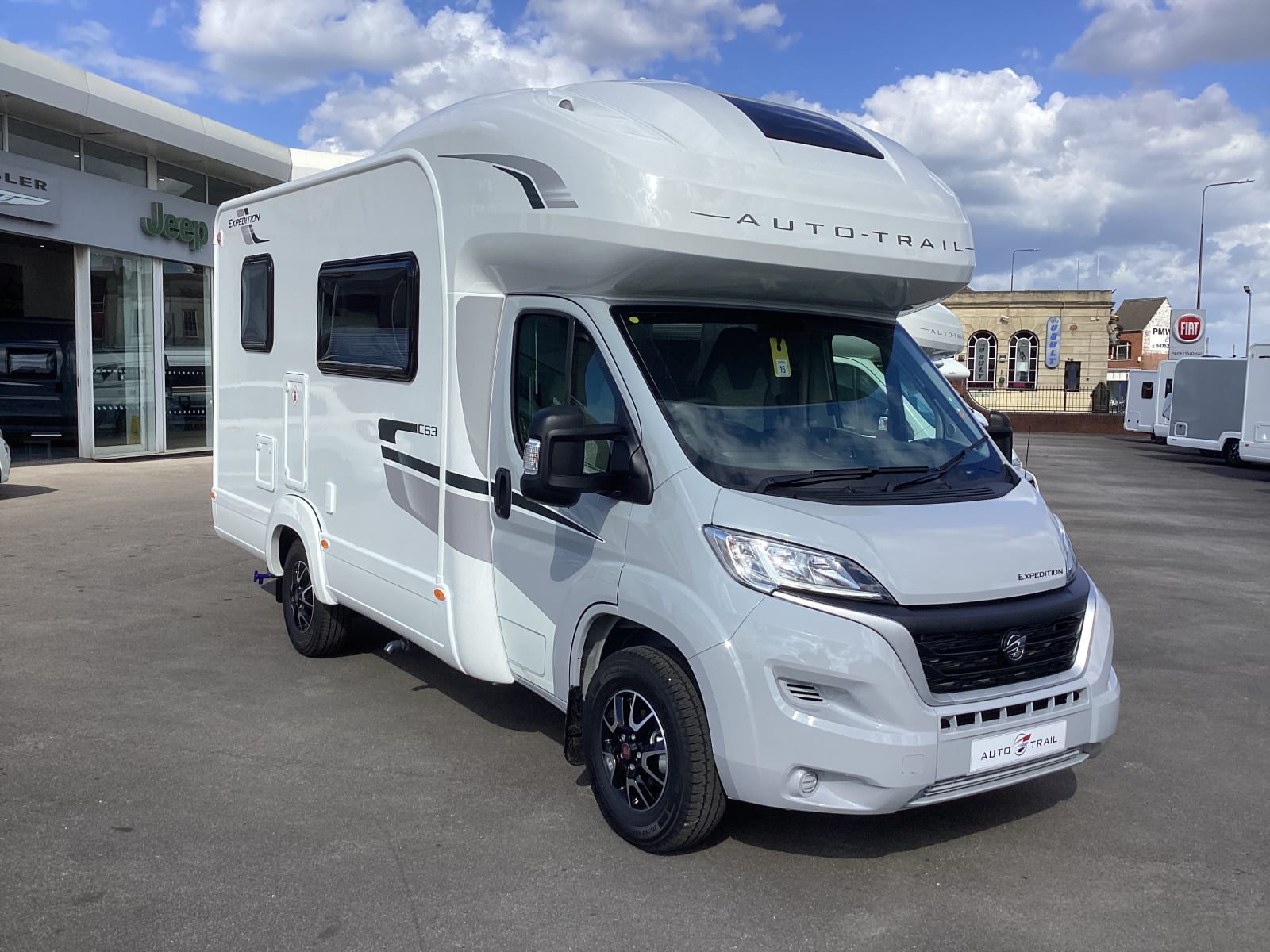 Auto-Trail Expedition Coachbuilt C63