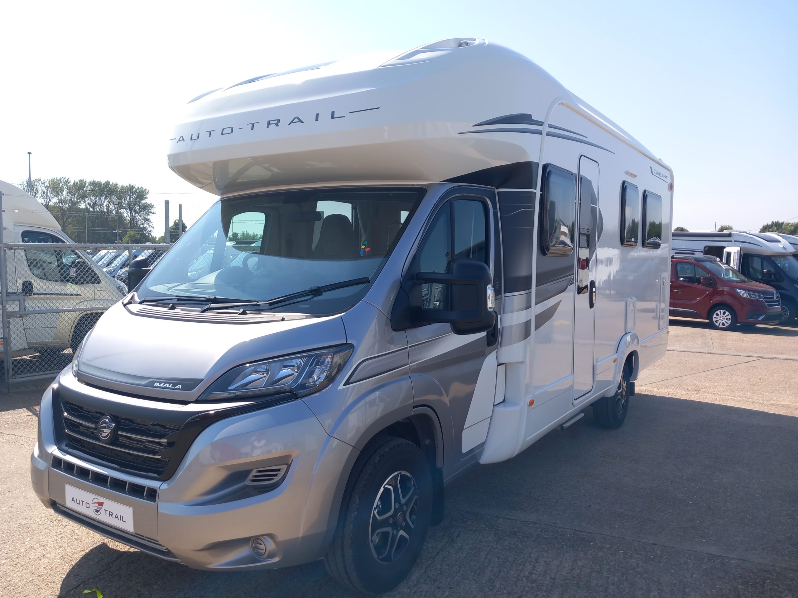 Imala 730 140BHP Lo Line Auto