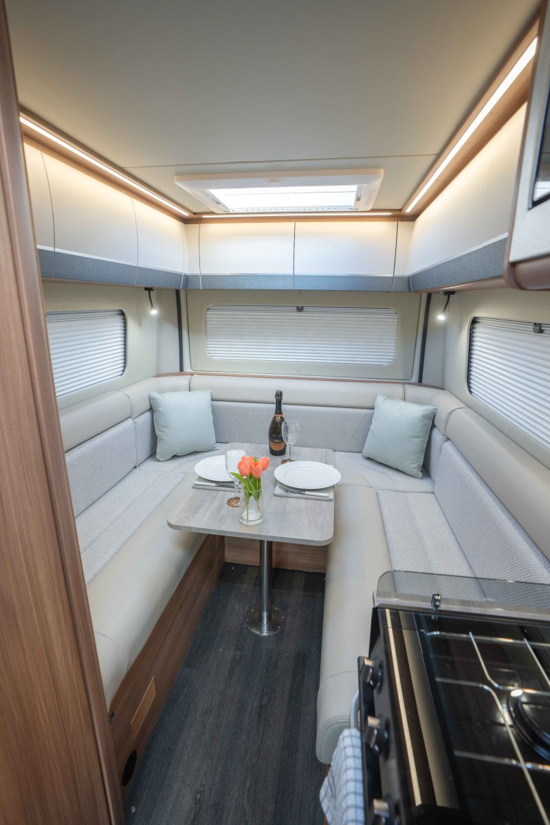 Auto-Trail V Line 610 Sport
