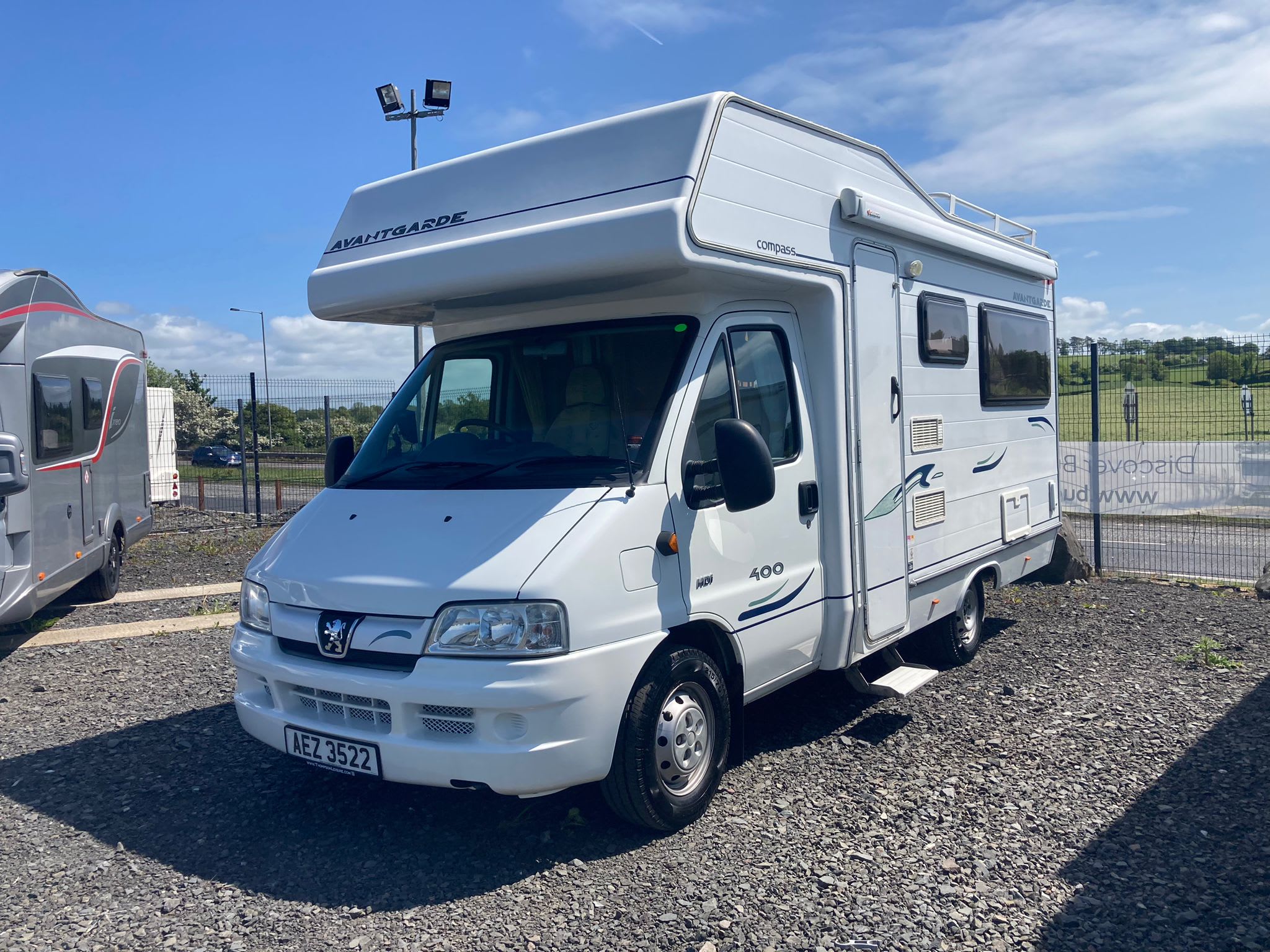 Compass Avantgarde 400