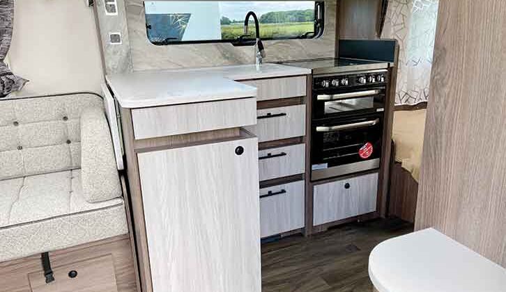 2027 Coachman Lusso III