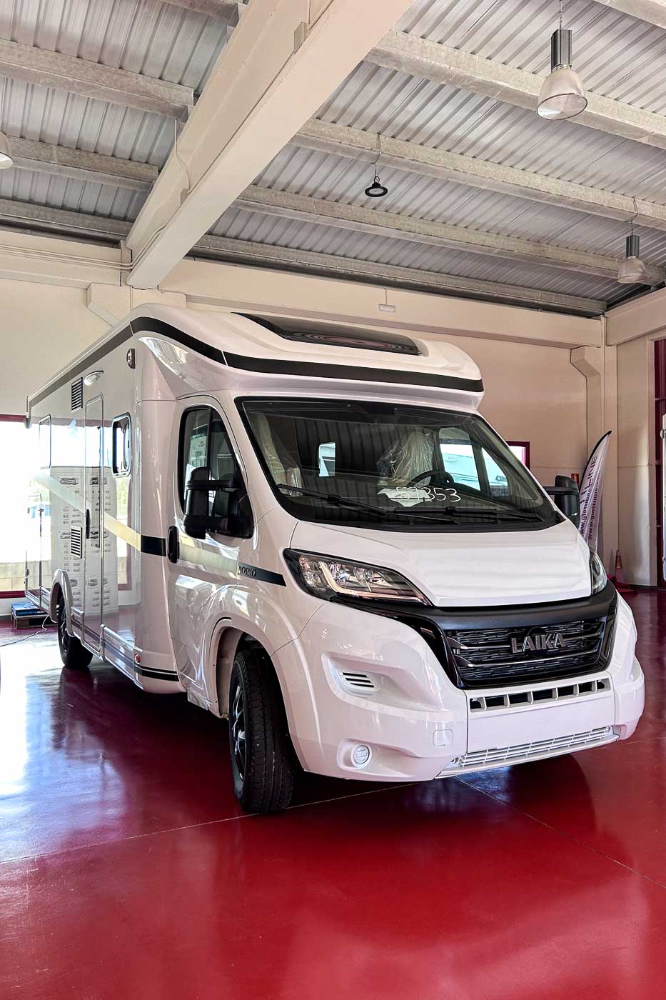 2025 Laika Kosmo 4-Berth Motorhome with French-Bed Layout