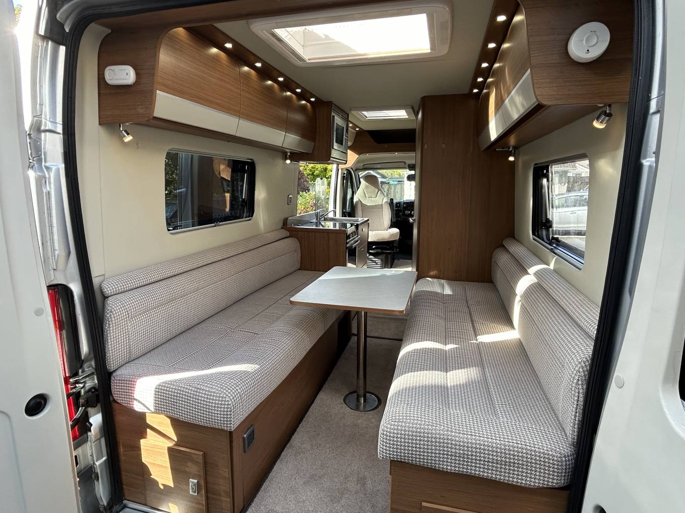 2024 Auto-Trail V Line 610 Se