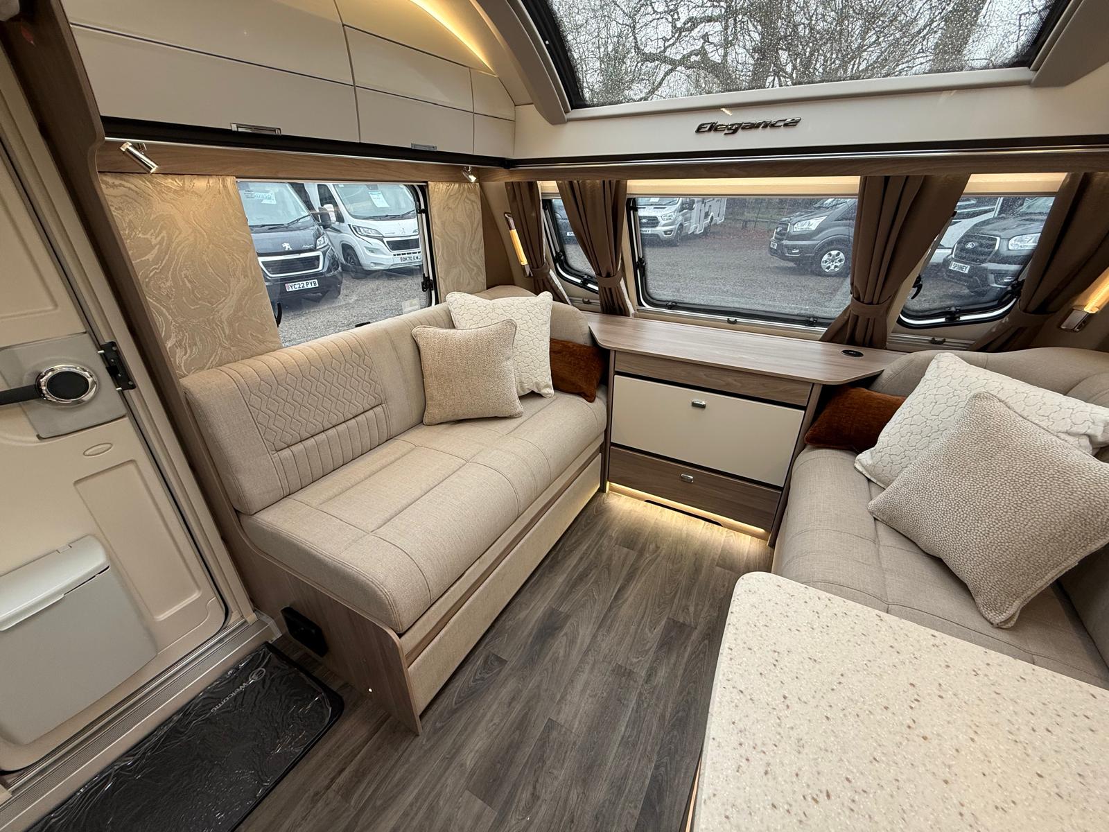 2000 Bailey Used 2022 Elegance 850 Grande