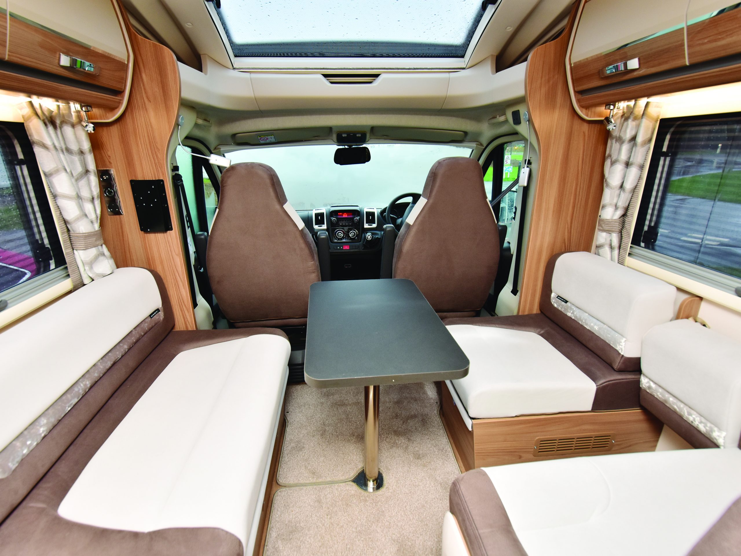 2000 Bailey Used 2016 Bolero 744 Pr Motorhome