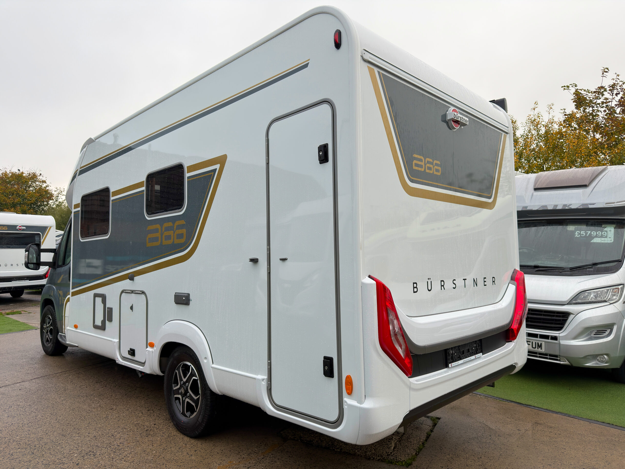 Bürstner Delphin 684 G 140BHP Auto