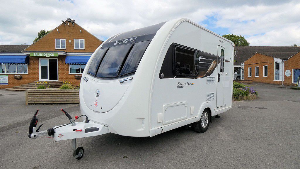 Swift Sunrise Compact – 2024 Caravan