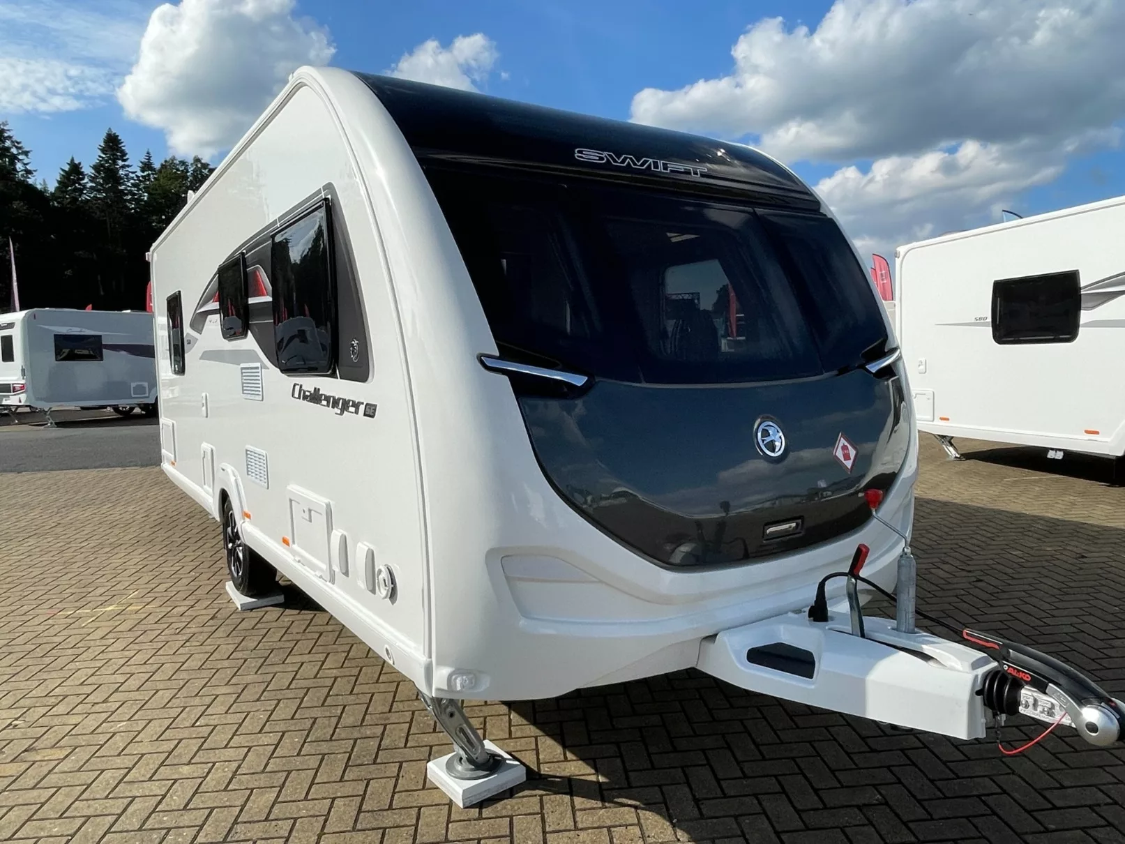 Swift Challenger 560