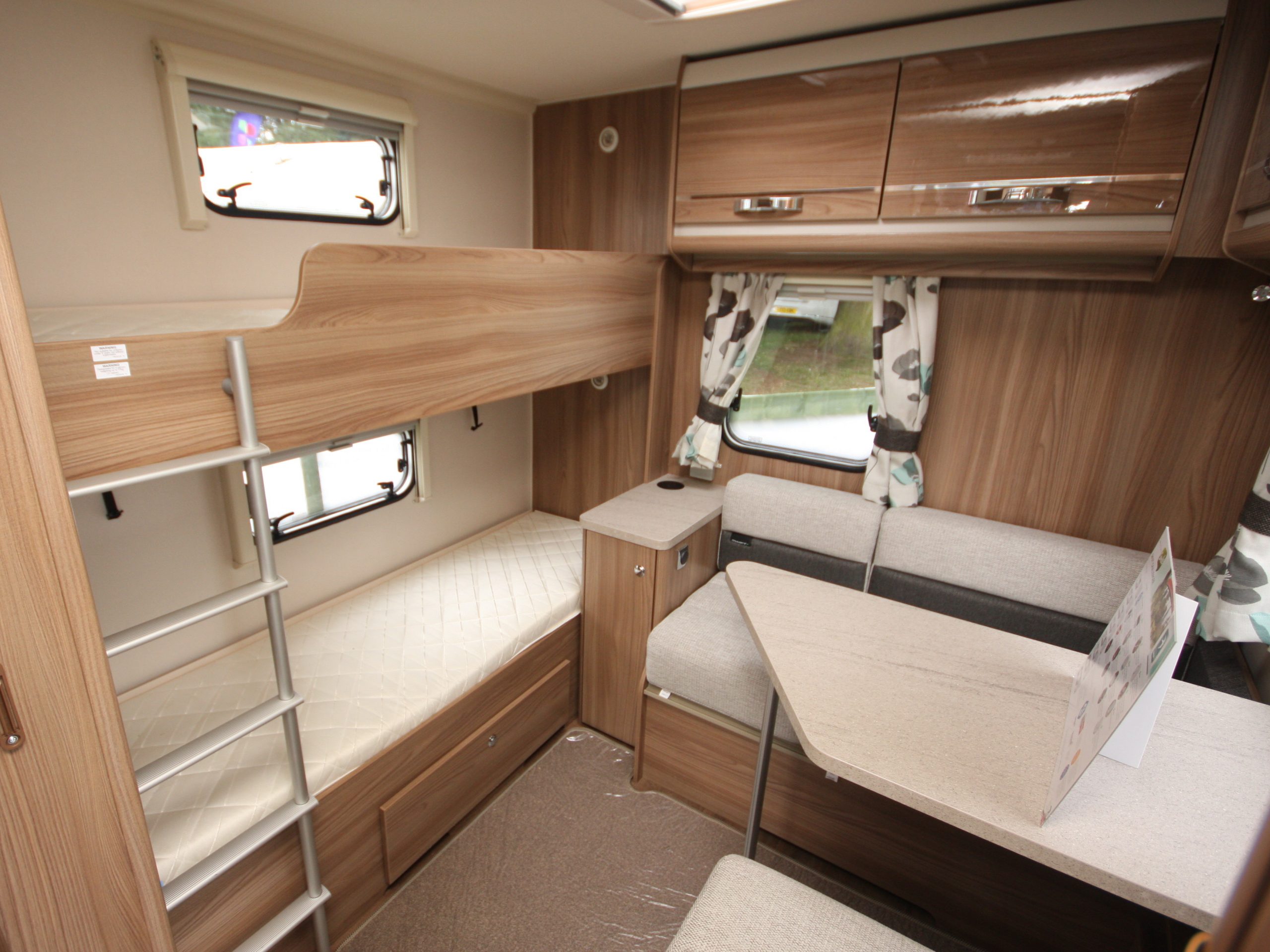 Swift Challenger 590