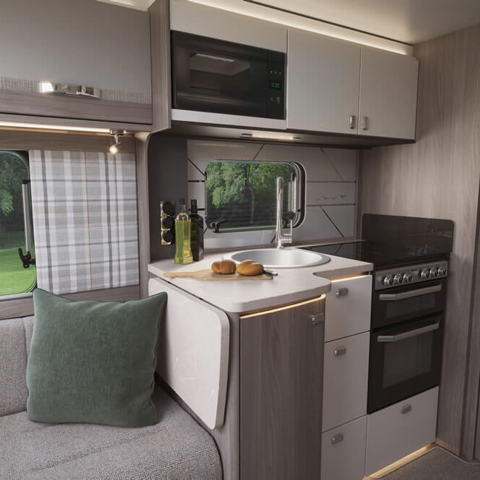 Swift Challenger Grande 580 SE – 2023 Caravan