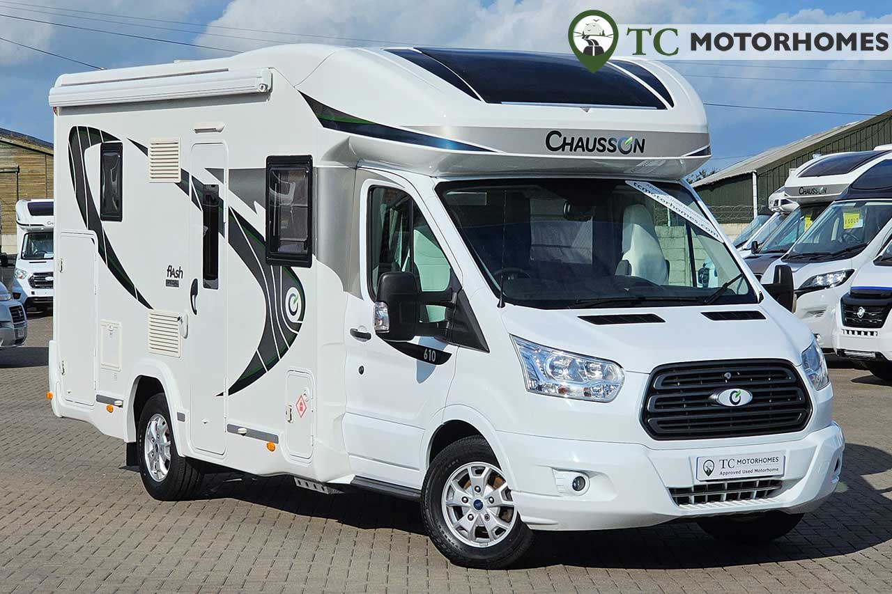 Chausson Flash 04 Ford Transit 2.4 TDci, 3 Berth, 4 Belts, Fixed Bed, Garage, MOT, 12 Months Warranty, Habitation Service