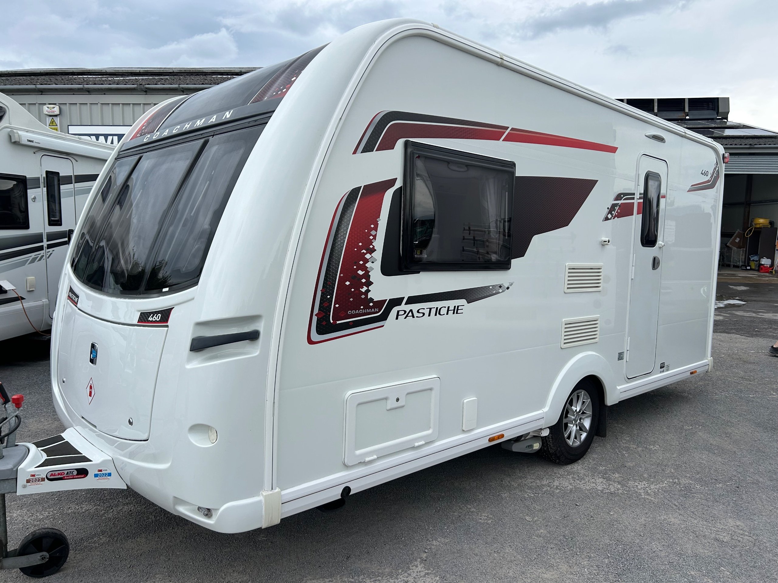 2018 Coachman Pastiche 460 2 Berth Caravan with End Washroom