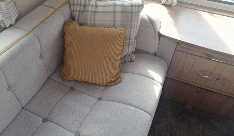 COACHMAN VIP 520