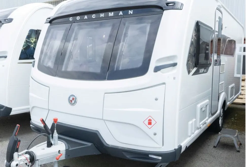 Coachman VIP 575