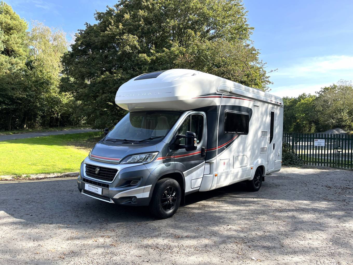 Auto-Trail Navajo