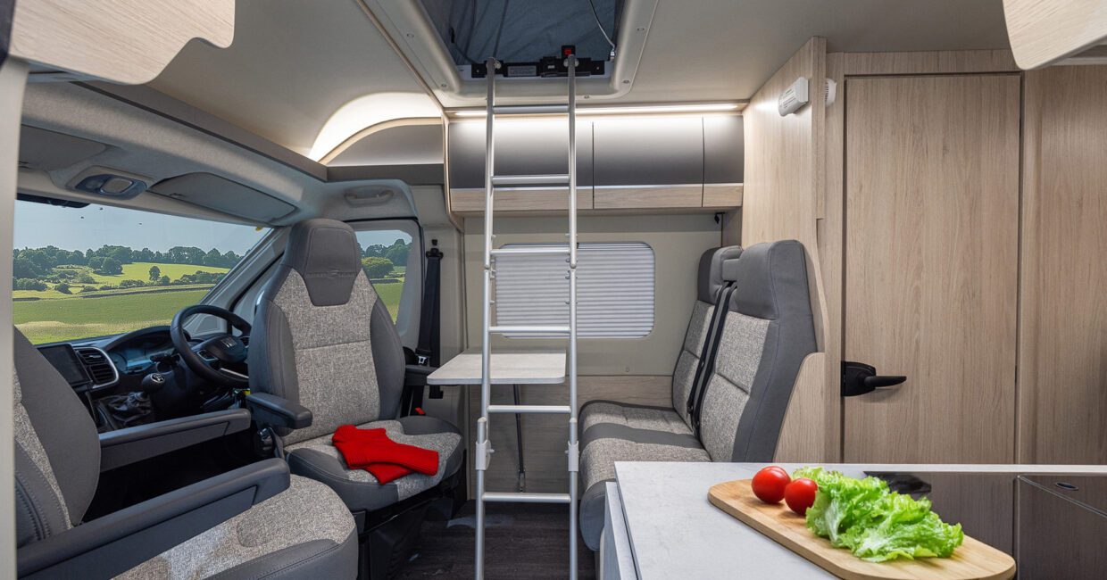 2026 Auto-Trail Expedition 68 Xl