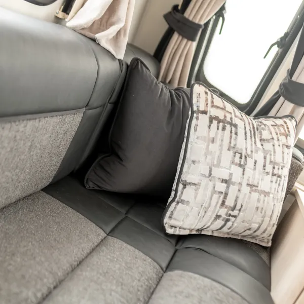 Elddis Avante 520