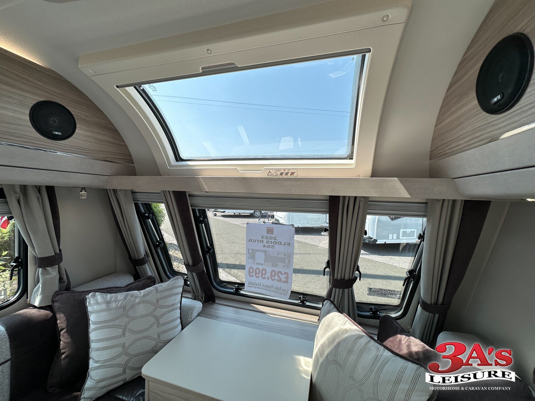 Elddis Riva 554