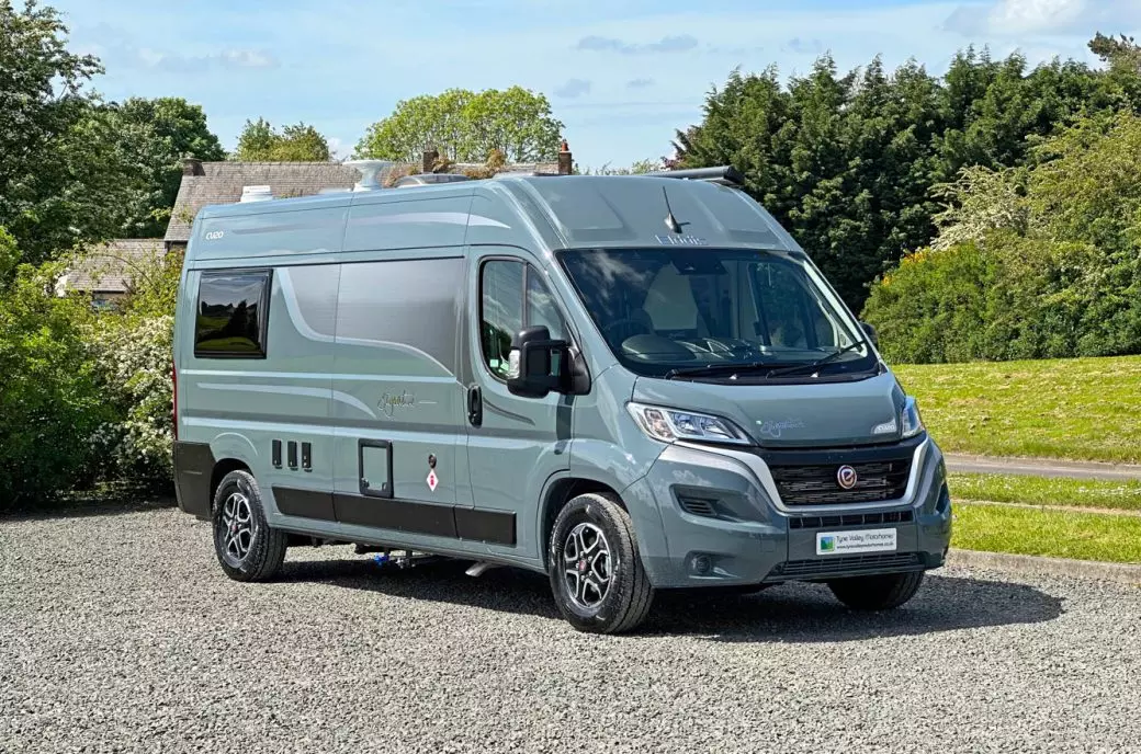 Elddis Signature CV20