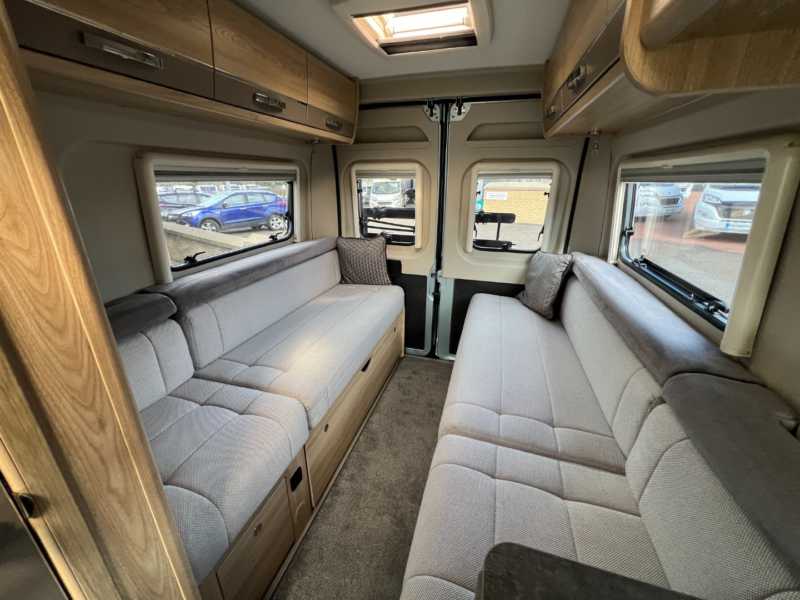 Elddis Signature CV20